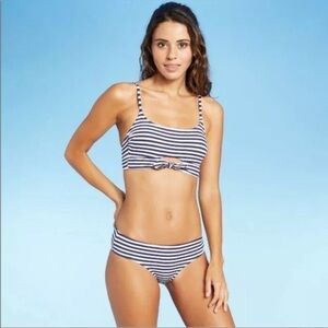 Xhilaration Juniors Size XL (12-14) Ribbed Tie-Front Bralette Bikini Top